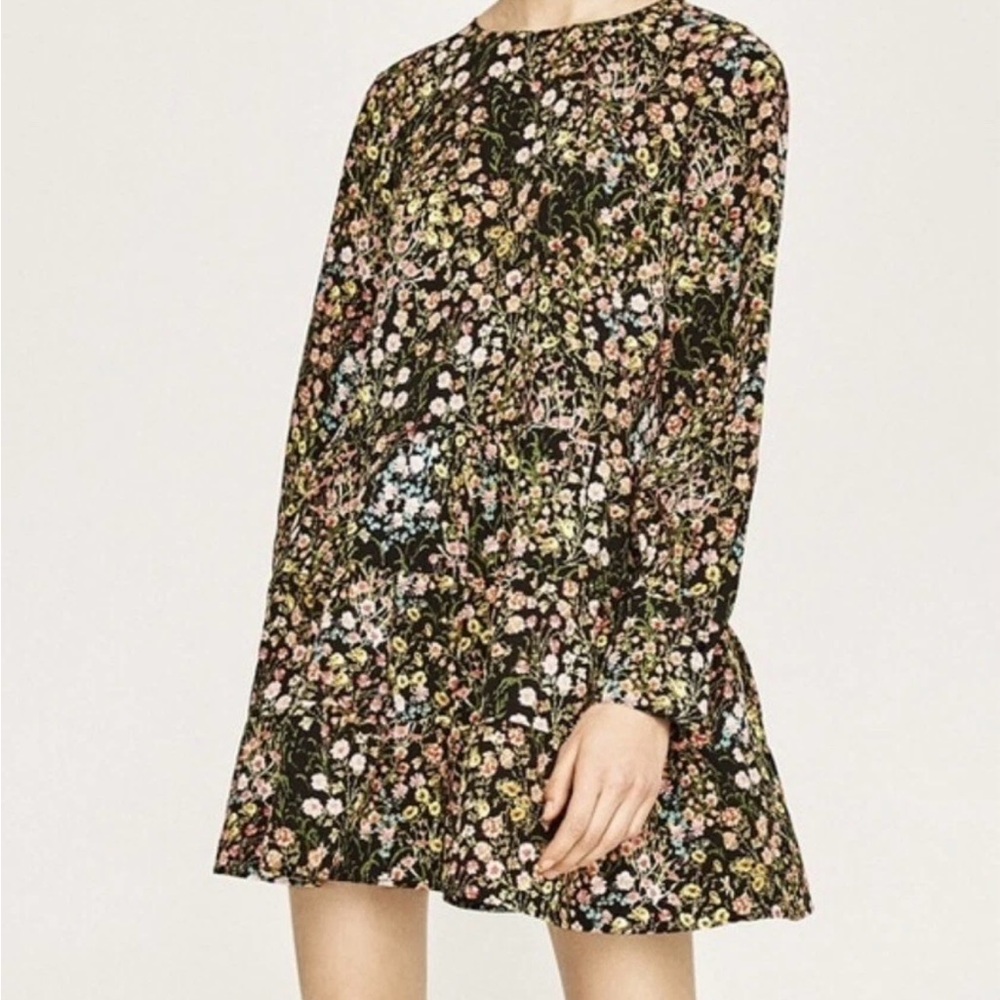 Zara Multicolor Floral Long Sleeve Romper